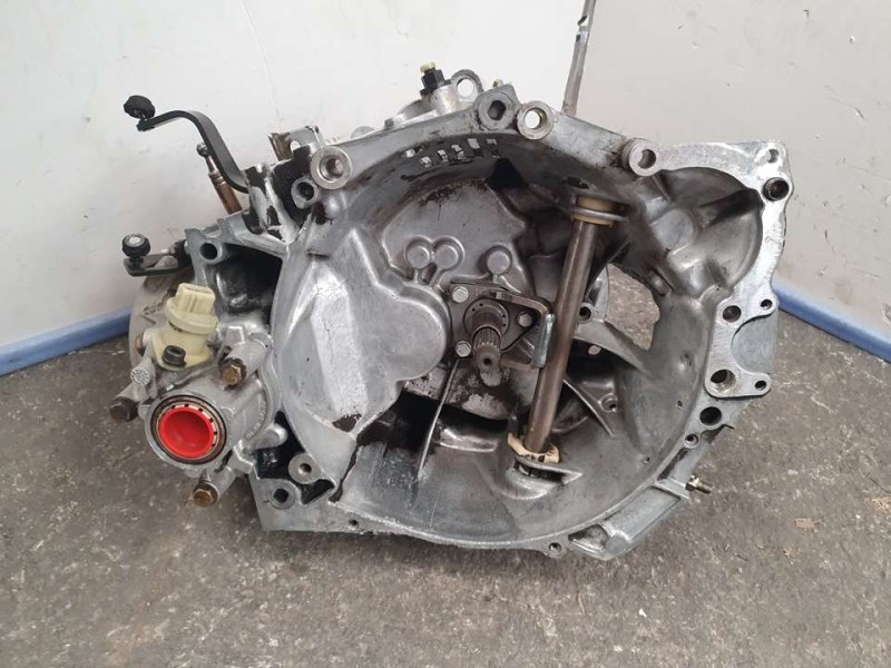 Recambio de caja cambios para peugeot partner (s1) break referencia OEM IAM 20TB13 9281703A 5VELOCIDADES