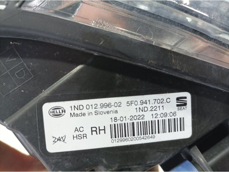 Recambio de faro antiniebla derecho para seat leon (kl1) style referencia OEM IAM 5F0941702C 1ND01299602 HELLA