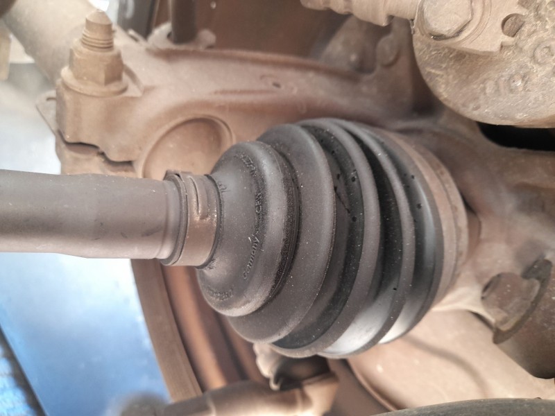 Recambio de transmision delantera izquierda para seat ibiza iv (6j5, 6p1) 1.4 tdi referencia OEM IAM 6C0407271E  