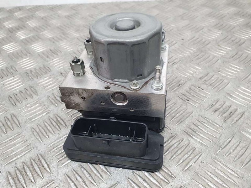 Recambio de abs para nissan x-trail (t32) acenta referencia OEM IAM 476607FP2A 269910 