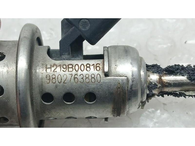 Recambio de inyector adblue para peugeot 2008 (--.2013) active referencia OEM IAM 9802763880  
