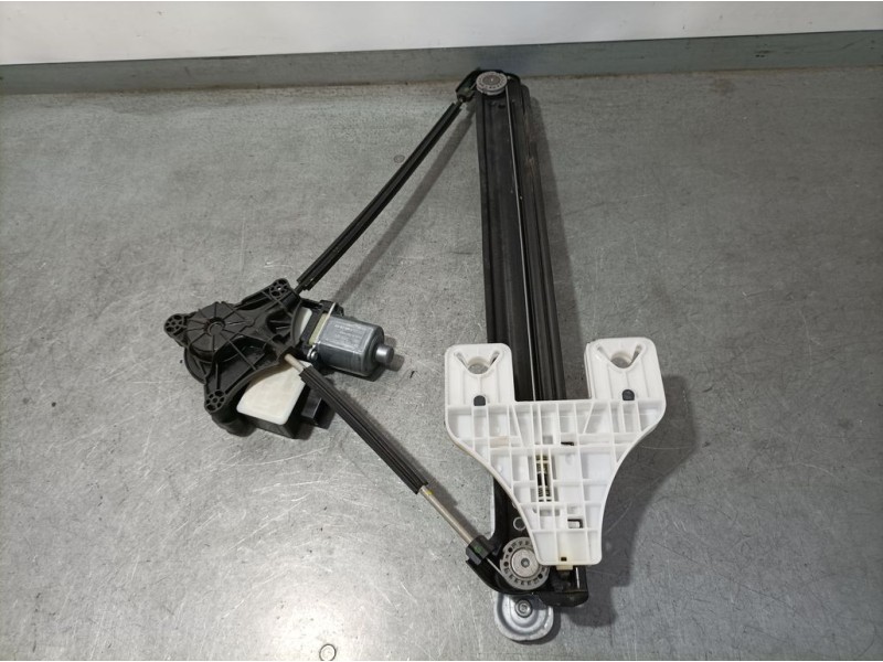 Recambio de elevalunas trasero izquierdo para seat ateca (kh7) style referencia OEM IAM 575839461A  ELECTRICO 3 PINS