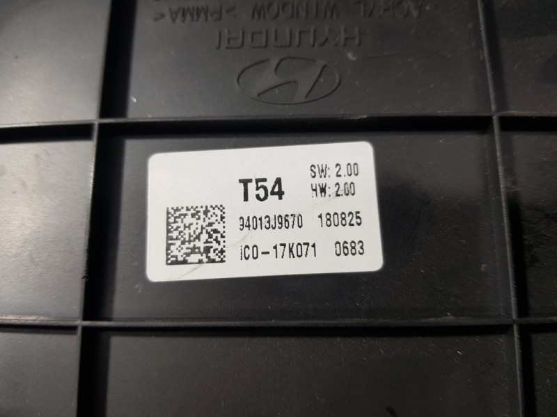 Recambio de cuadro instrumentos para hyundai kona pure referencia OEM IAM 94013J9670  