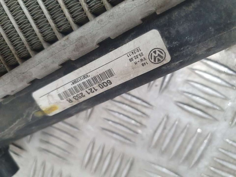 Recambio de radiador agua para volkswagen polo (9n3) edition referencia OEM IAM 6Q0121253R  
