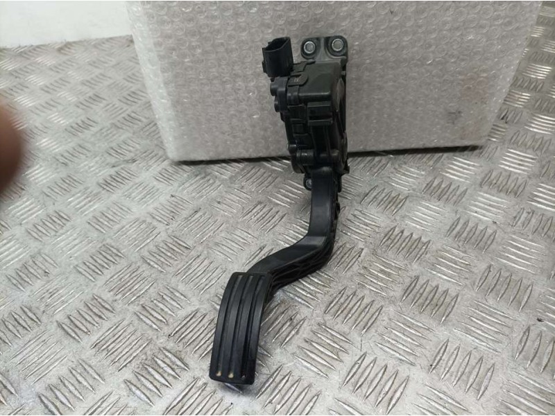 Recambio de potenciometro pedal para ford fiesta (cbk) ambiente referencia OEM IAM 2S616F836AA 6PV00856700 