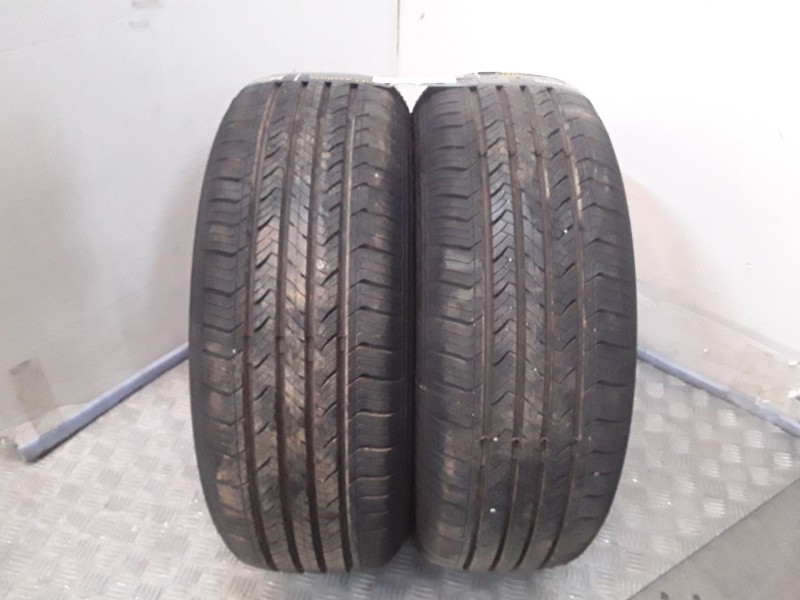 Recambio de neumatico pareja para neumaticos reutilizados - referencia OEM IAM 215551794V MAXXIS 215/55/17/94V