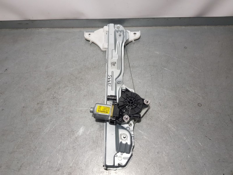 Recambio de elevalunas trasero izquierdo para hyundai kona pure referencia OEM IAM 83401J9000  ELECTRICO 2 PINS
