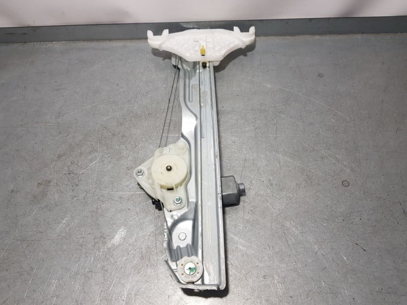 Recambio de elevalunas trasero izquierdo para hyundai kona pure referencia OEM IAM 83401J9000  ELECTRICO 2 PINS