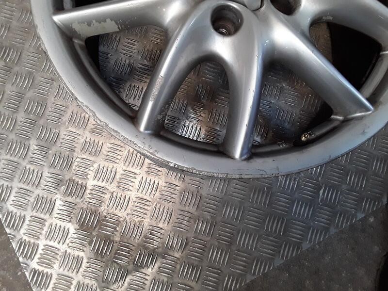 Recambio de juego llantas aluminio para porsche cayenne (9pa) s 4.5 referencia OEM IAM 9X19 5 TORN ET60 ALUMINIO ROZADAS