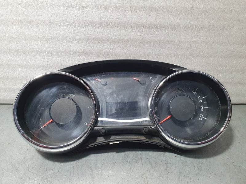 Recambio de cuadro instrumentos para peugeot 3008 access referencia OEM IAM 9805232380 69389640U 