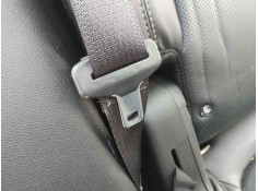Recambio de cinturon seguridad trasero derecho para jeep cherokee limited 4x2 referencia OEM IAM 1UU561C5AD  