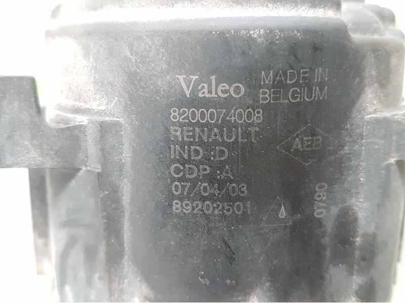 Recambio de faro antiniebla derecho para renault megane ii berlina 5p expression referencia OEM IAM 8200074008 89202501 VALEO
