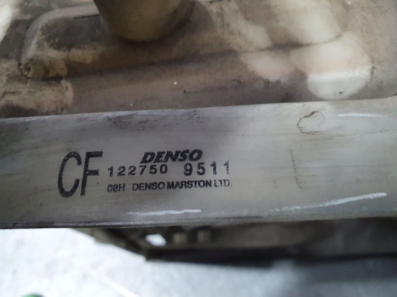 Recambio de electroventilador para toyota corolla (e12) 1.6 linea luna berlina referencia OEM IAM 1227509511  DENSO