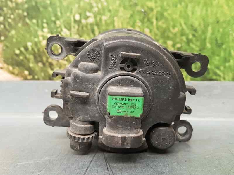 Recambio de faro antiniebla izquierdo para renault megane ii berlina 5p expression referencia OEM IAM 8200074008 89202501 VALEO
