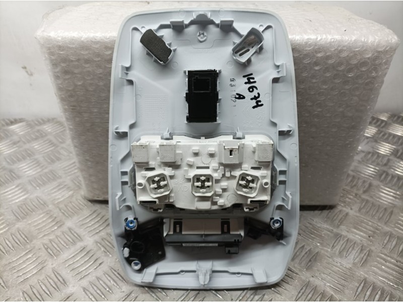 Recambio de luz interior para peugeot 208 (p2) active referencia OEM IAM 9827658880  