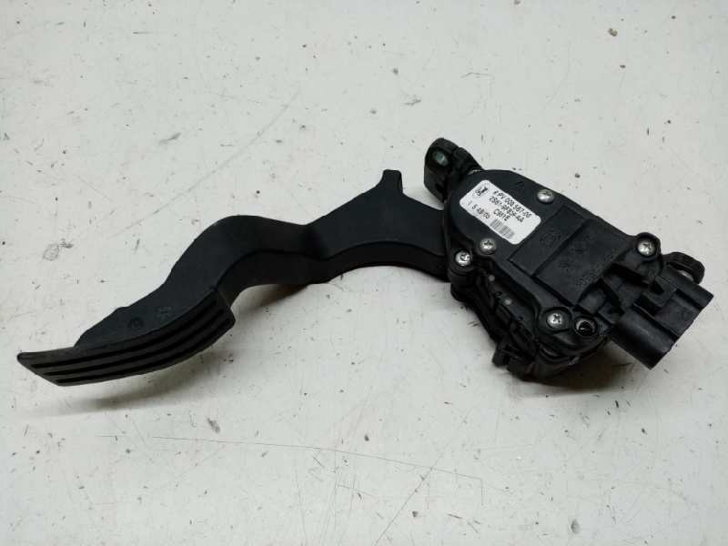 Recambio de potenciometro pedal para ford fiesta (cbk) 1.4 16v cat referencia OEM IAM 2S619F836AA  