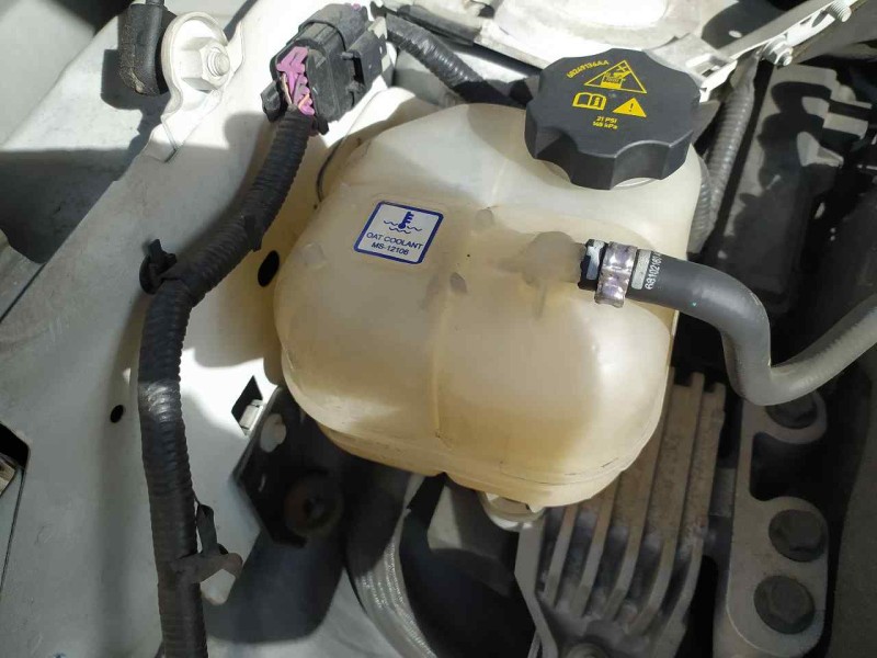 Recambio de deposito expansion para jeep cherokee limited 4x2 referencia OEM IAM 68102155AD  