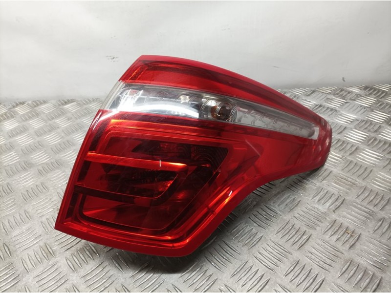 Recambio de piloto trasero derecho para citroën c4 picasso exclusive plus referencia OEM IAM 9653547480  EXTERIOR