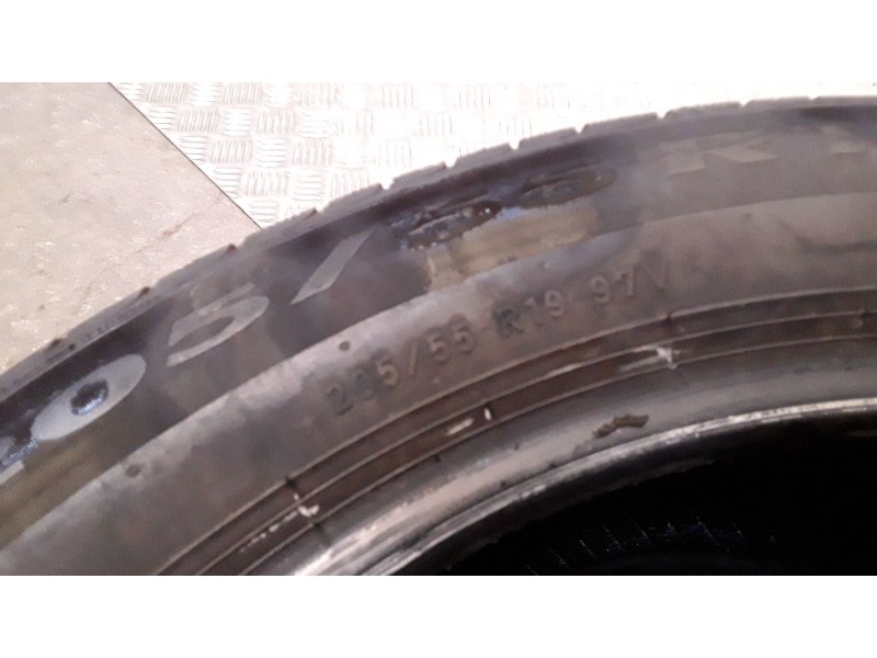 Recambio de neumatico pareja para neumaticos reutilizados - referencia OEM IAM 205551997V PIRELLI 205/55/19/97V