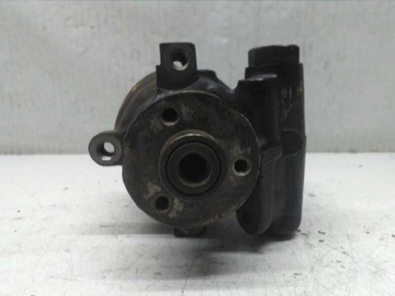 Recambio de bomba direccion para renault laguna (b56) 1.8 referencia OEM IAM 7700823735F 26026915 