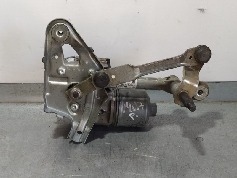 Recambio de motor limpia delantero para peugeot 3008 access referencia OEM IAM 9671062380 3397021289 DERECHO BOSCH