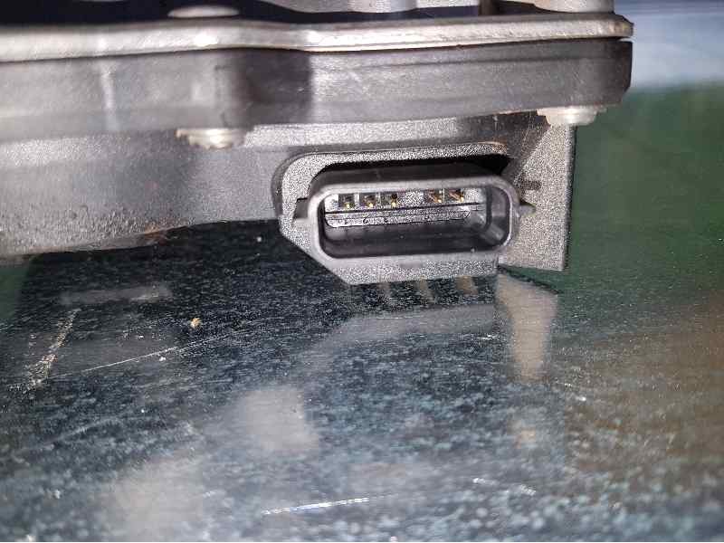 Recambio de valvula escape para renault clio iv grandtour sport tourer referencia OEM IAM E030CZ16 147B08010RB PIERBURG