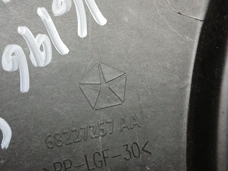 Recambio de elevalunas delantero izquierdo para jeep cherokee limited 4x2 referencia OEM IAM 68227257AA  C68829104