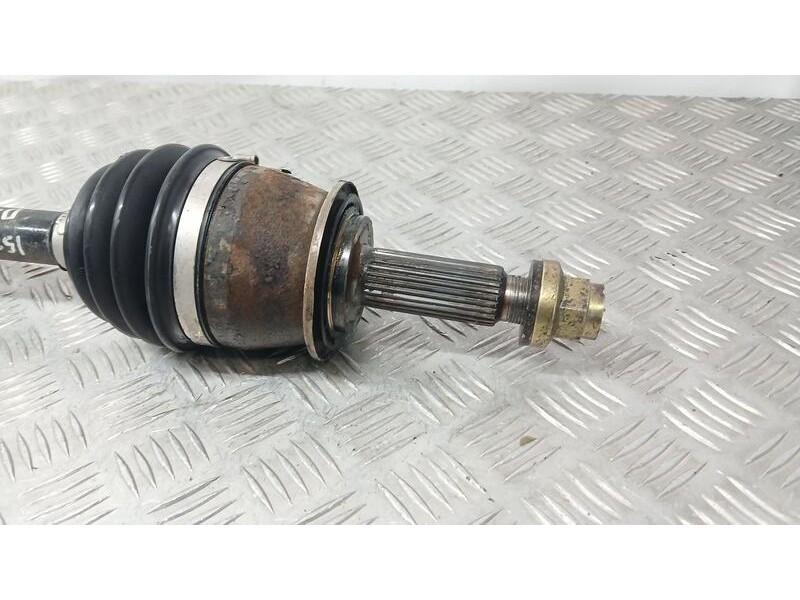 Recambio de transmision delantera derecha para ssangyong rexton rx 270 plus / 270 xdi plus referencia OEM IAM 4130008012  