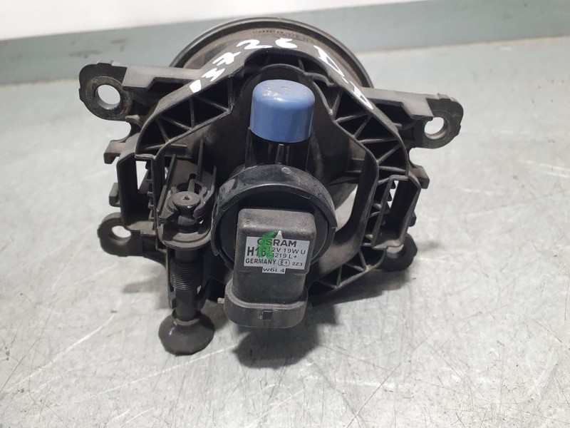 Recambio de faro antiniebla derecho para renault clio iv limited referencia OEM IAM 261500097R 89208691 VALEO