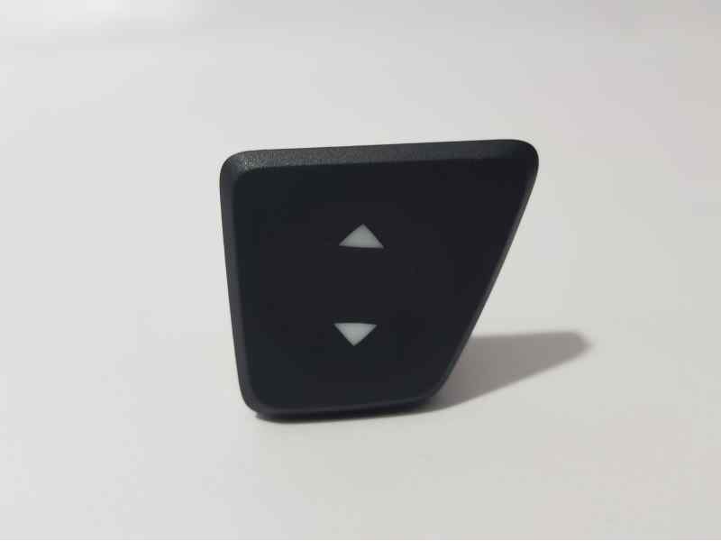 Recambio de mando elevalunas delantero derecho para fiat nuova 500 (150) lounge referencia OEM IAM L30500  