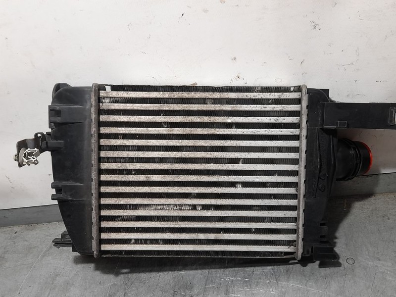 Recambio de intercooler para renault clio iv limited referencia OEM IAM 144963014R 14461B680E PATA ROTA