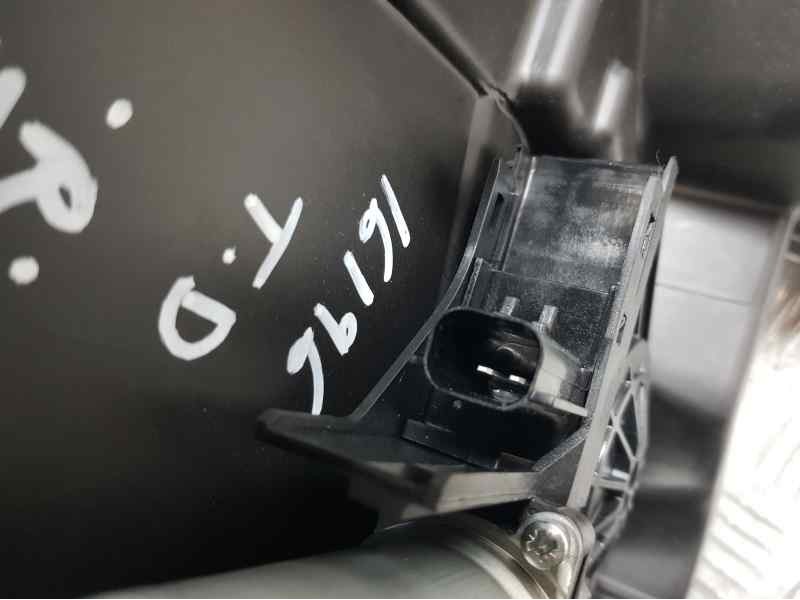 Recambio de elevalunas trasero derecho para jeep cherokee limited 4x2 referencia OEM IAM 68227456AA  ELECTRICO 2 PINS