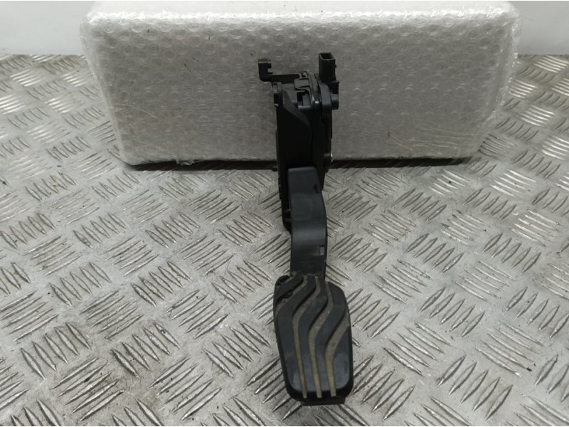 Recambio de potenciometro pedal para renault clio v business referencia OEM IAM 180108467R 6PV01290203 