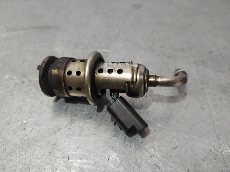 Recambio de inyector adblue para peugeot 3008 access referencia OEM IAM 9882763880 E183A0080 