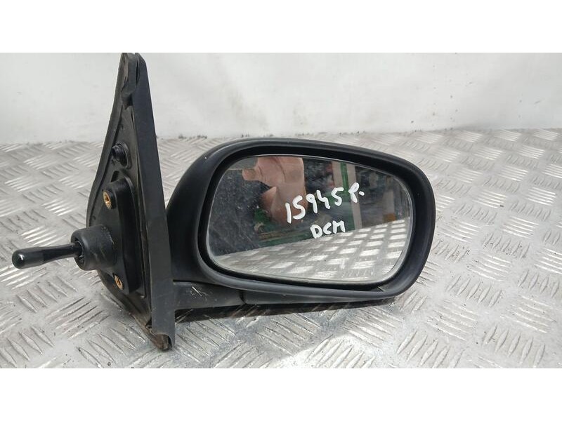 Recambio de retrovisor derecho para nissan micra (k11) l referencia OEM IAM 963015F310 C/ MANDO C/ MANDO