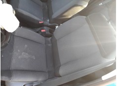 ASIENTO DELANTERO IZQUIERDO 