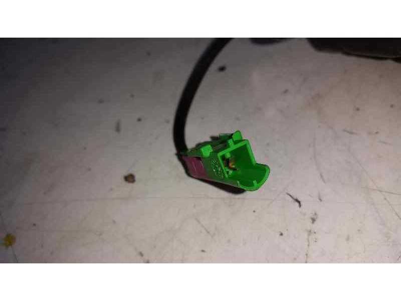 Recambio de pretensor airbag derecho para chevrolet aveo lt referencia OEM IAM   