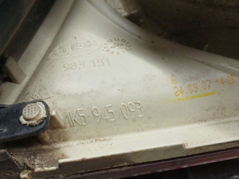 Recambio de piloto trasero izquierdo para volkswagen jetta (1k2) advance referencia OEM IAM 1K5945093  INTERIOR