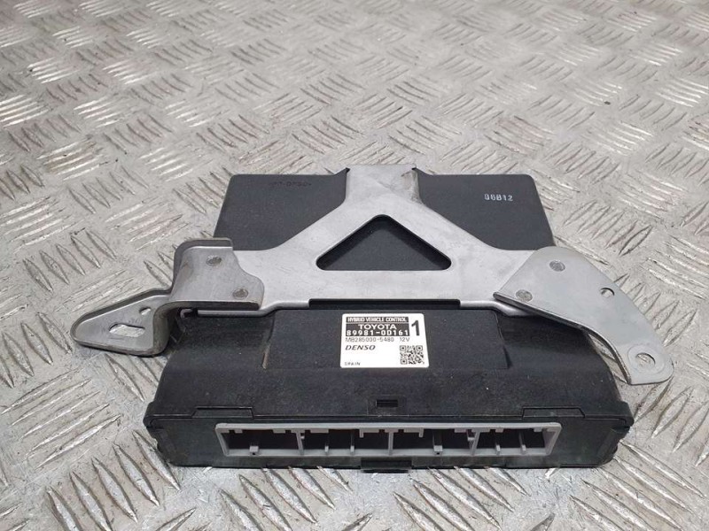 Recambio de modulo electronico para toyota yaris hybrid advance referencia OEM IAM 899810D161 2850005480 DENSO