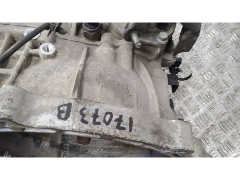 Recambio de caja cambios para hyundai ix20 (jc) 1.4 crdi referencia OEM IAM 4300032257 6 Velocidades WAJ6