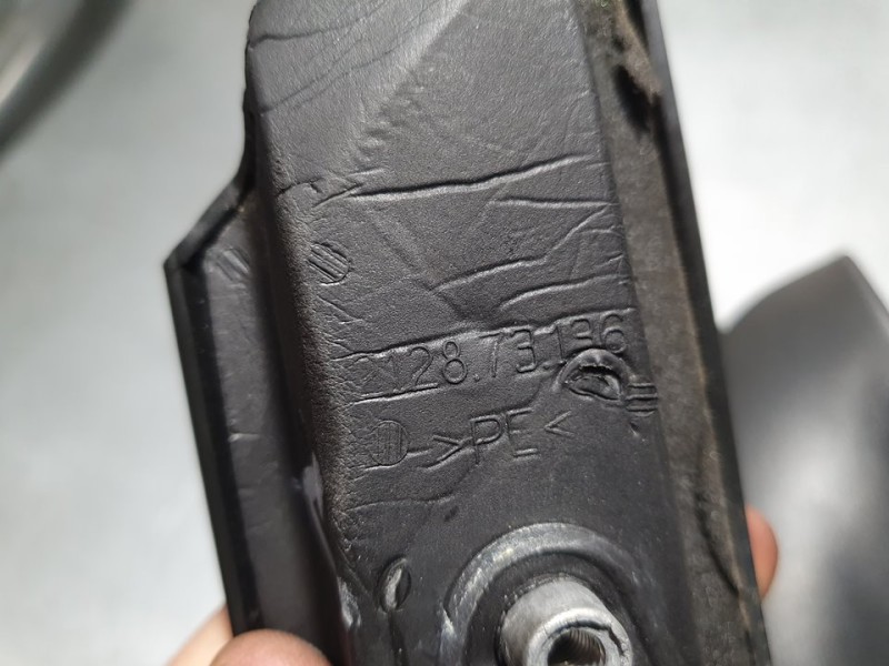 Recambio de retrovisor derecho para seat altea xl (5p5) reference referencia OEM IAM 212873136  7 CABLES