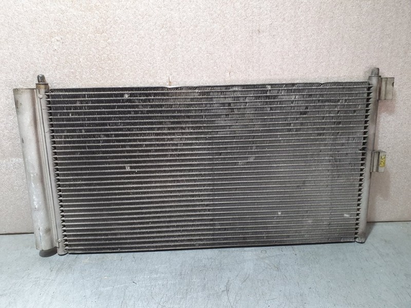 Recambio de condensador / radiador aire acondicionado para fiat punto berlina (188) 1.2 8v active referencia OEM IAM 0051804892 