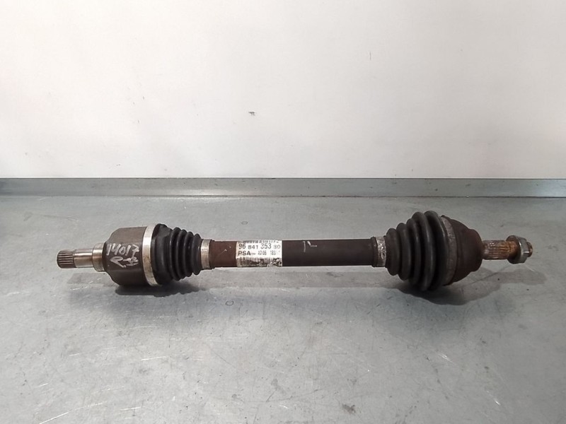 Recambio de transmision delantera izquierda para peugeot 3008 access referencia OEM IAM 9684135380  