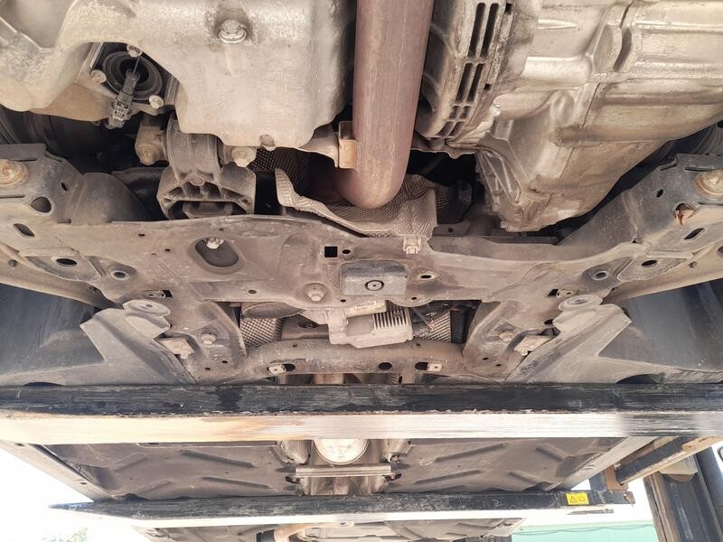 Recambio de puente delantero para mercedes-benz cla (w117) cla 200 referencia OEM IAM A2466201200  