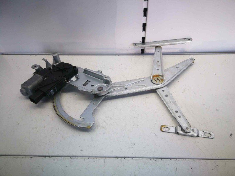 Recambio de elevalunas delantero derecho para opel meriva 1.7 16v cdti cat referencia OEM IAM 93389552  6 PINS