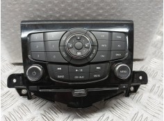 Recambio de mando radio para chevrolet cruze lt referencia OEM IAM 94563272  MANDOS GPS Y RADIO