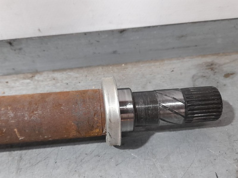 Recambio de transmision delantera derecha para renault clio iv limited referencia OEM IAM 391009101R  