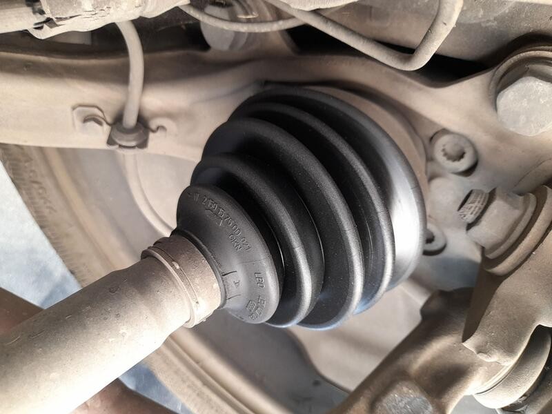 Recambio de transmision delantera derecha para audi a6 c6 avant (4f5) 3.0 tdi quattro referencia OEM IAM 4F0407272G  