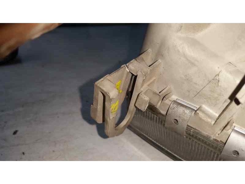 Recambio de faro derecho para opel astra f berlina gl referencia OEM IAM  PATA TOCADA 