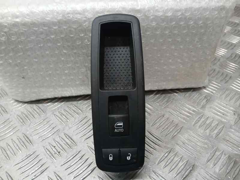 Recambio de mando elevalunas delantero derecho para jeep cherokee limited 4x2 referencia OEM IAM 68268251AC 10123707 